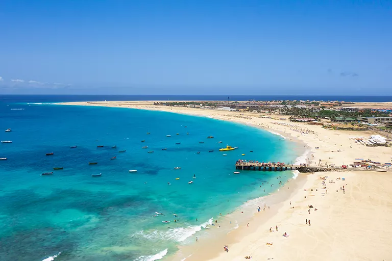 beach-santa-maria-sal-island-m